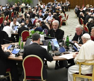 DO CENÁCULO AO COTIDIANO: MISTAGOGIA, TRADIÇÃO E SINODALIDADE NO REINÍCIO DO TEMPO COMUM